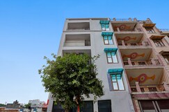 Super Capital O Hotel Moody Inn