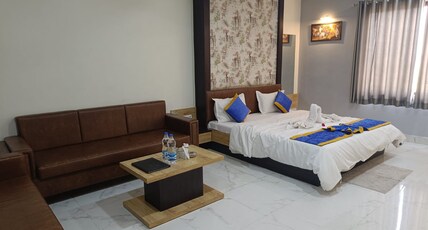 MAA NAGANARAY HOTEL Room Type - MNH ROYAL SUITE