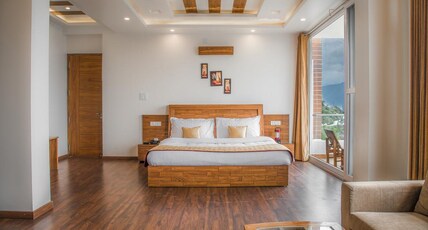 The White Haven Homestay I Rooms & Kitchen Room Type - Superior Room  with Balcony
