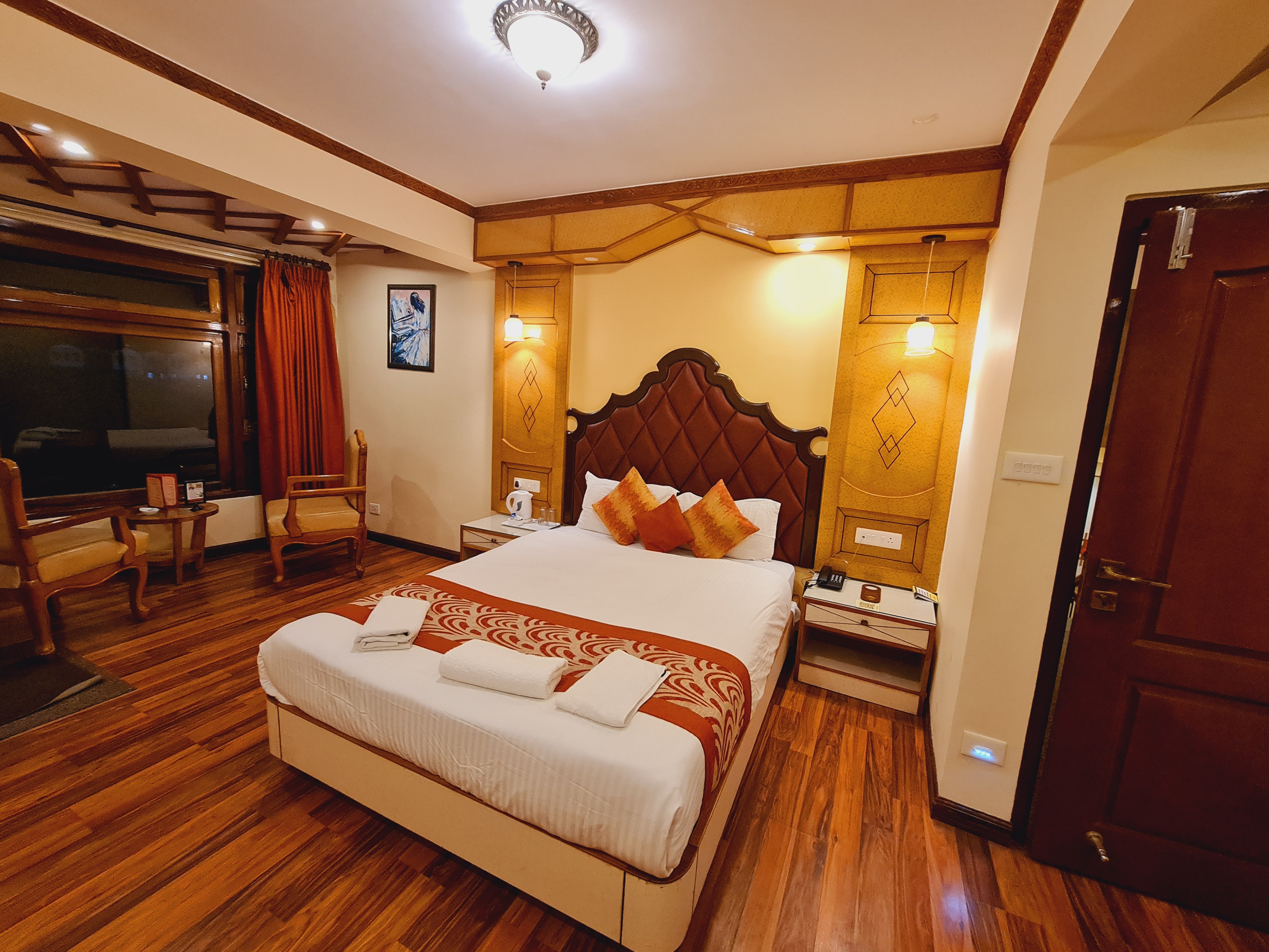 Omega residency near mall road - Tap to explore photos
