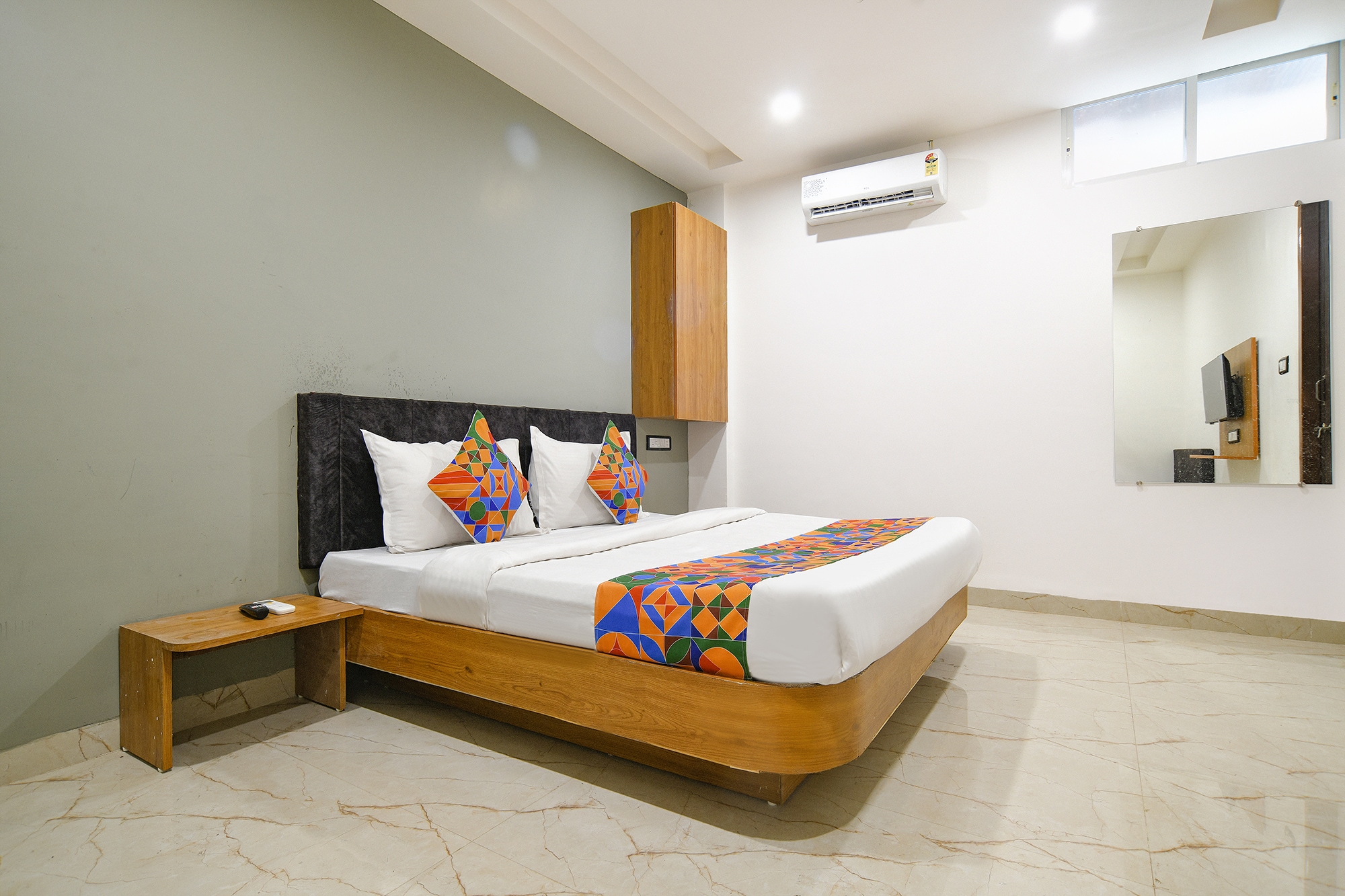 FabHotel Paradise Inn - Tap to explore photos