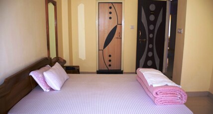 Pokhrel lodge Room Type - Deluxe   Double (Only for Double Person)