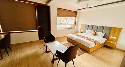 HOTEL POSTCARD Room Type - Luxury Room - Mountain View|balcony|King Bed HOTEL POSTCARD Room Type - Luxury Room - Mountain View|balcony|King Bed