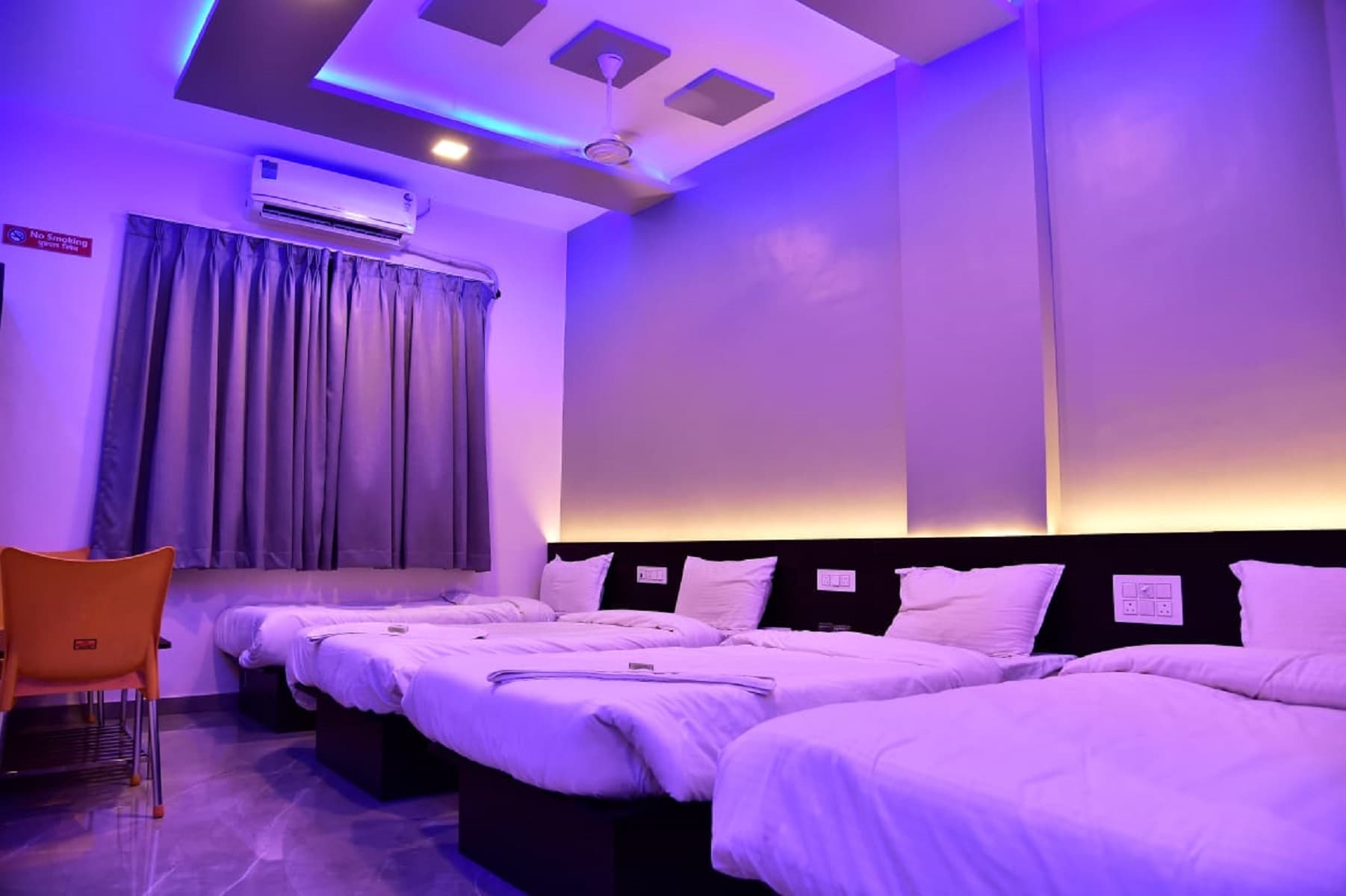 Hotel President Palace Lodging And Boarding - Tap to explore photos