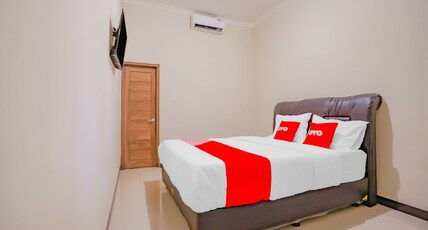 Hotel O Kenari House Syariah Room Type - Indonesia Deluxe Double