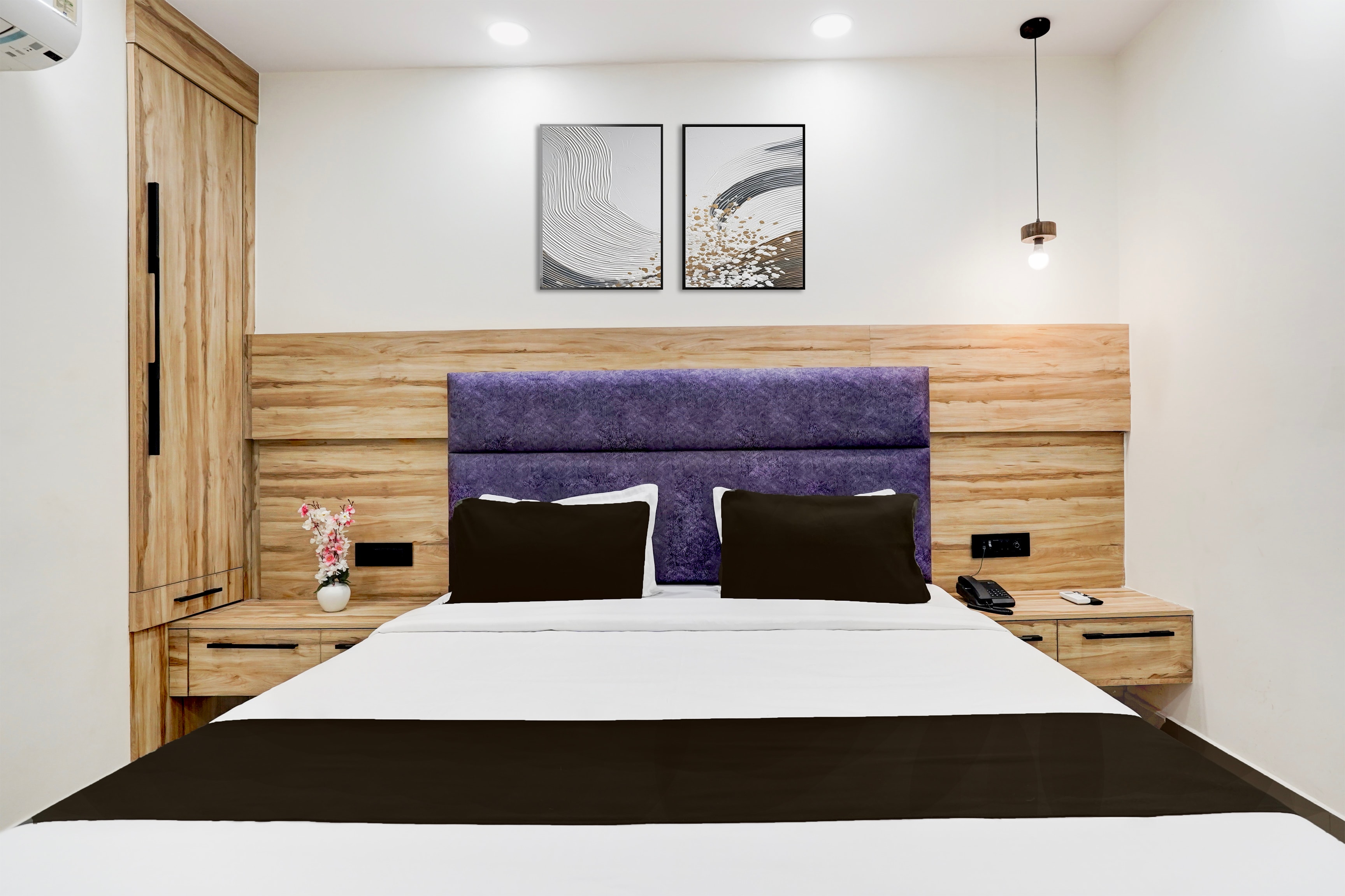 Hotel O Sweet Inn - Tap to explore photos