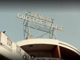 Hotel New College House - Tap to explore photos