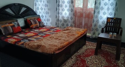 Azam's Homestay Room Type - Deluxe Room
