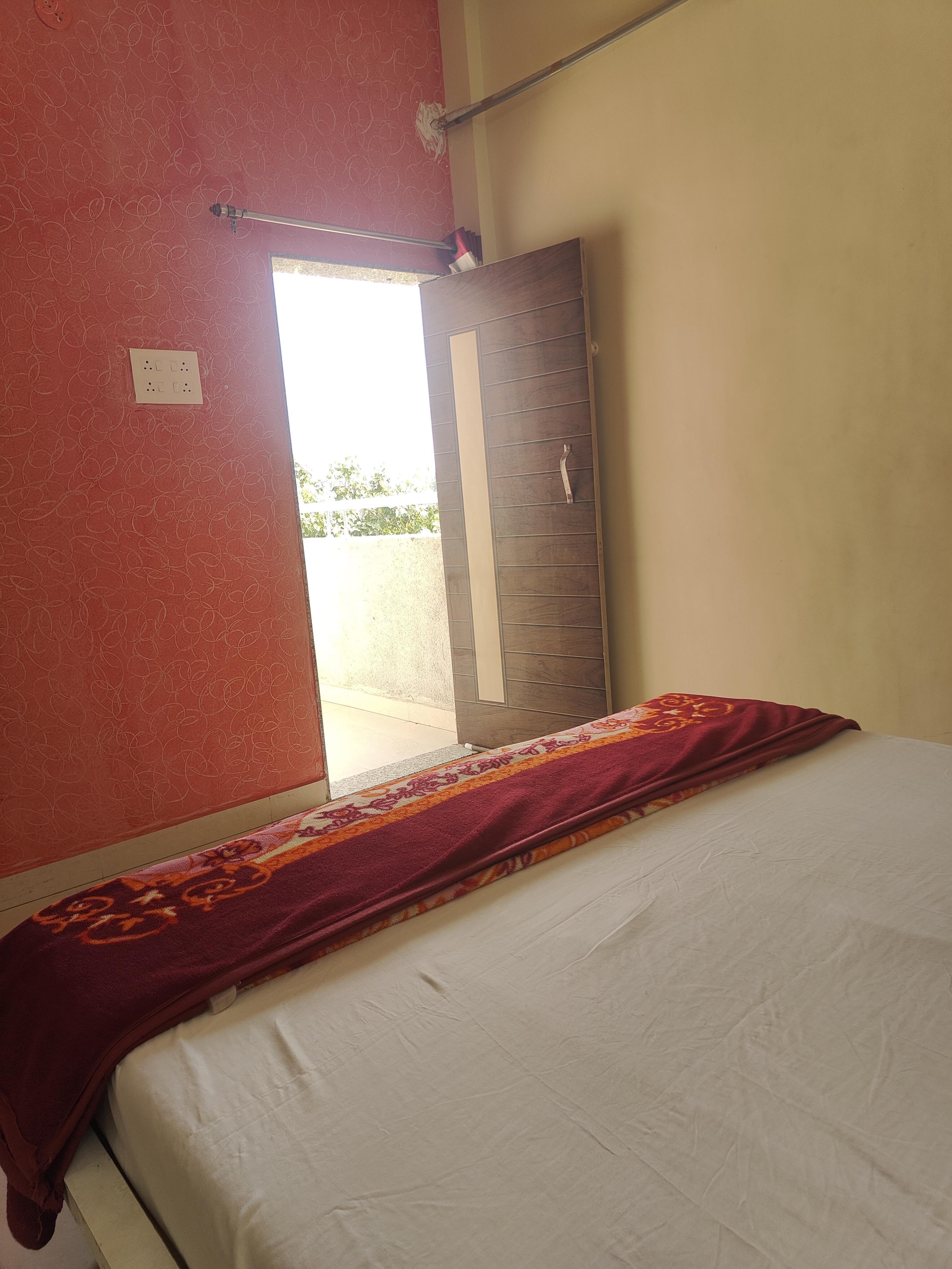 Hotel Adiraj palace and lodging - Tap to explore photos