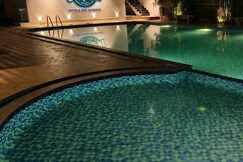 Southern Universal Farm House & Swimming Pool