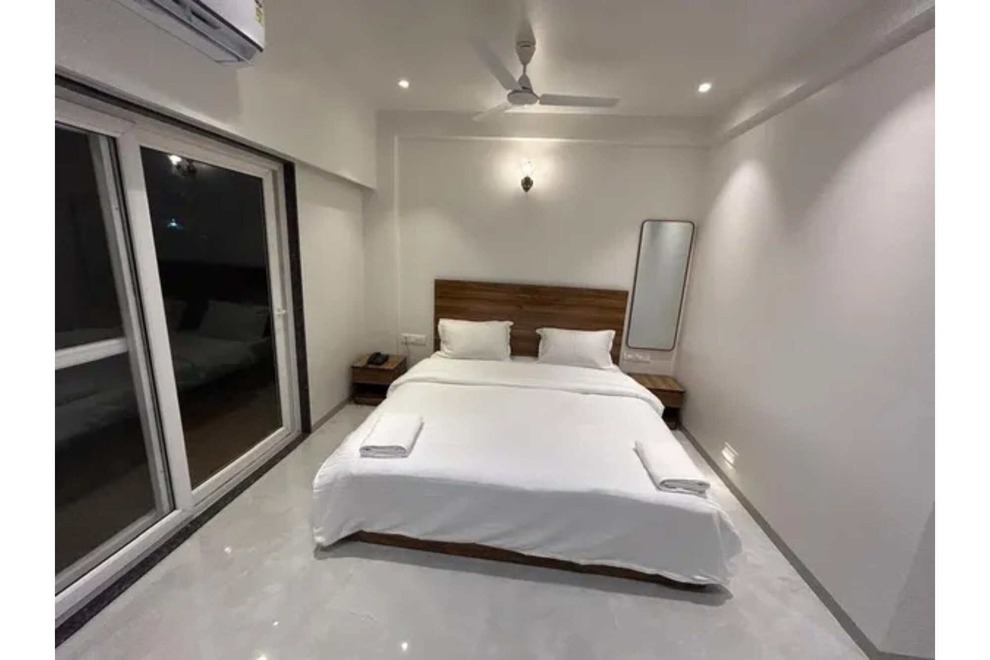 FabHotel Infinity Corporate Stay - Tap to explore photos