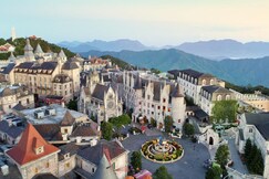 Mercure Danang French Village Bana Hills