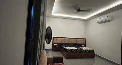 Krishna guest house Room Type - Bedroom 502