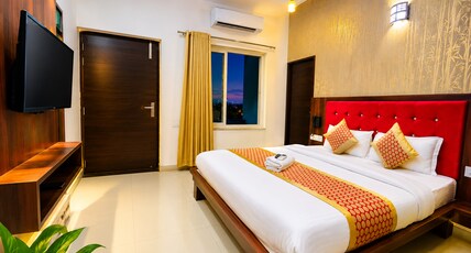 HOTEL VR Room Type - Deluxe Room With Balcony
