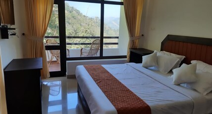 Spring & Valley View Room Type - Executive Room With Balcony