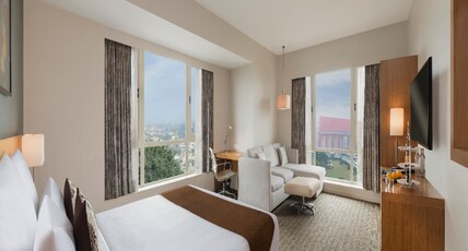 Novotel Lucknow Gomti Nagar Room Type - Junior Suite With Cocktail Hours 