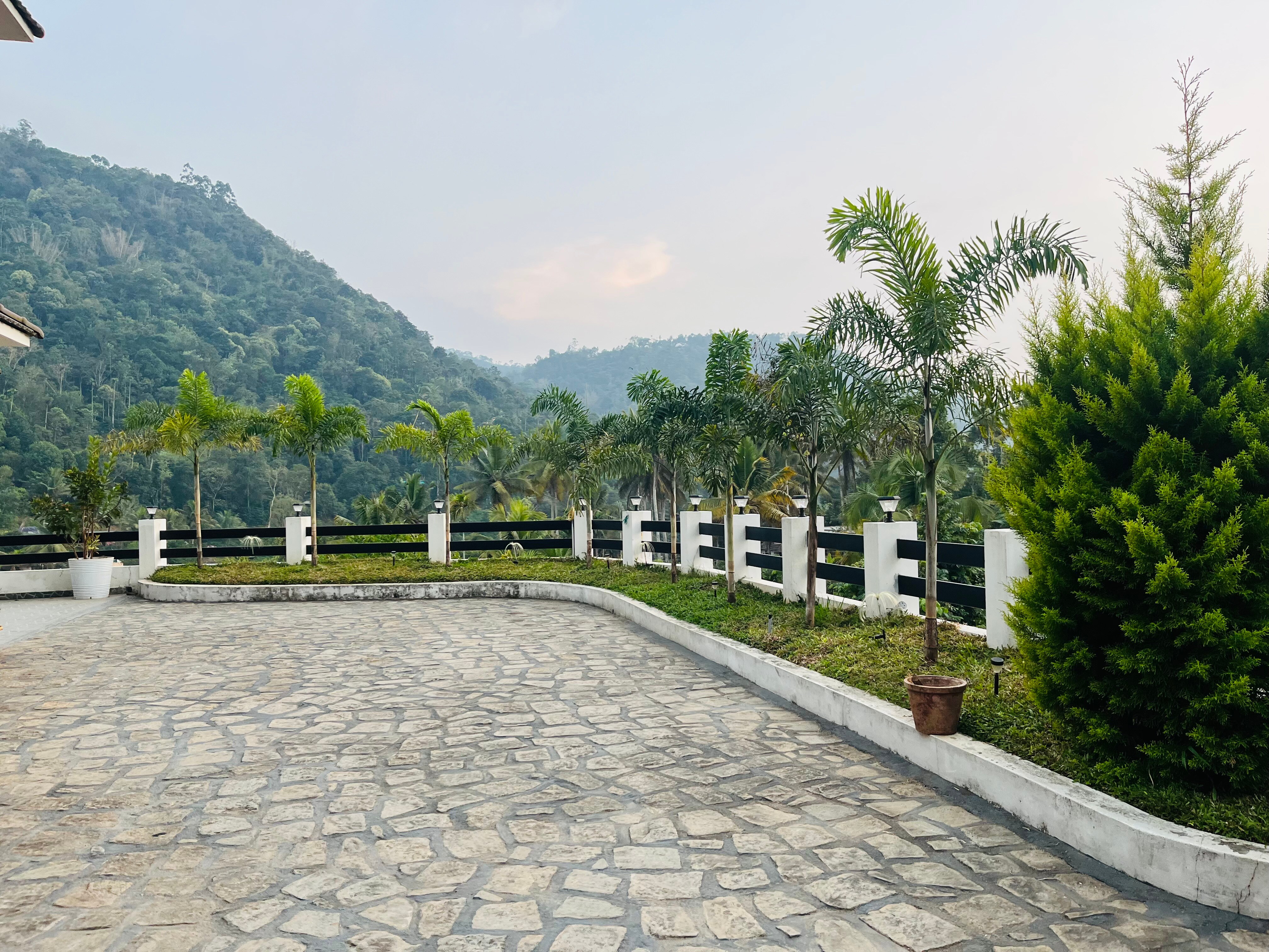 Monteluce Resorts - Tap to explore photos