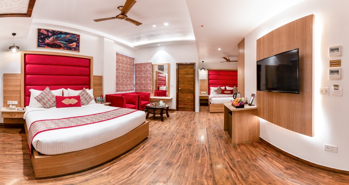 Lords Inn Amritsar (80 Steps to Golden Temple) - Tap to explore photos