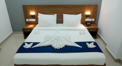 Shines tourist hotel Room Type - SUITE ROOM