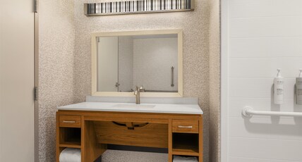 Home2 Suites by Hilton Baltimore/Aberdeen Room Type - 1QN ACC RI SHWR STE NOSMK