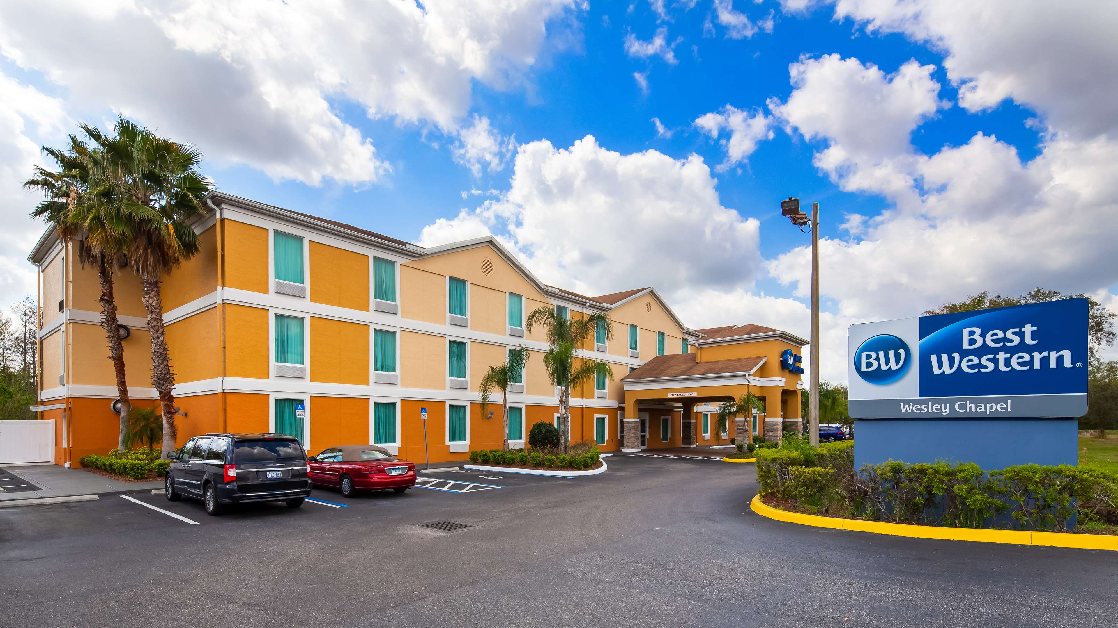 Best Western Wesley Chapel - Tap to explore photos