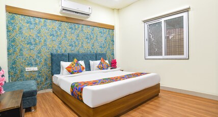 FabHotel Grand Villa, Vijay Nagar Room Type - Deluxe Room