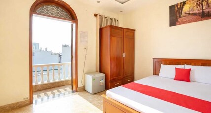 Collection O Long Phung Hotel Room Type - Vietnam Deluxe Double