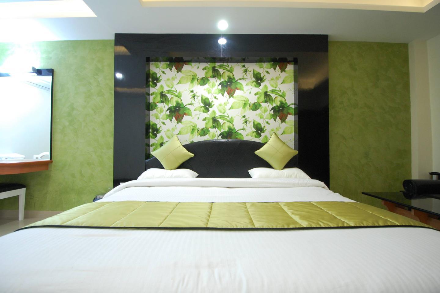 Hotel Ambassador - Tap to explore photos