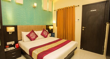 Hotel Avenue Room Type - Deluxe Ac Room