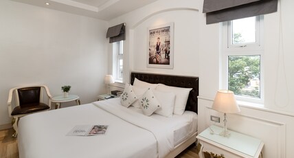 Alagon Saigon Hotel & Spa Room Type - Saigon View Deluxe Room