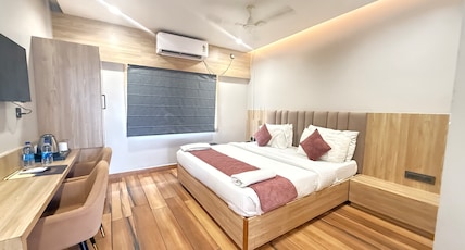 Hotel Cosmos Room Type - DELUXE ROOM Hotel Cosmos Room Type - DELUXE ROOM