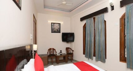 Hotel Samrat Rewari Room Type - Standard Non AC Room