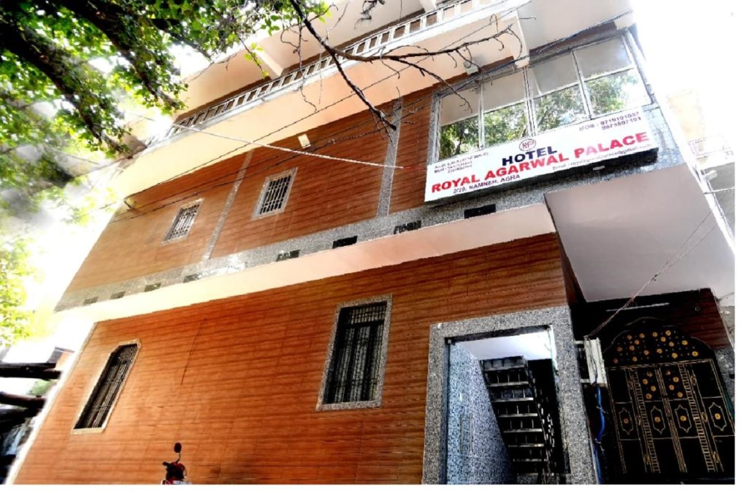 Agarwal Guest House - Tap to explore photos