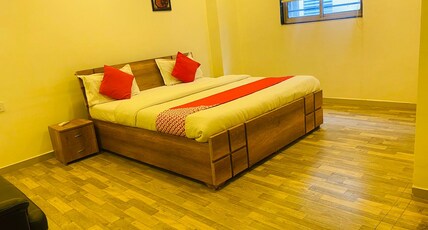 Shiv Inn Room Type - Deluxe Shiv Inn Room Type - Deluxe