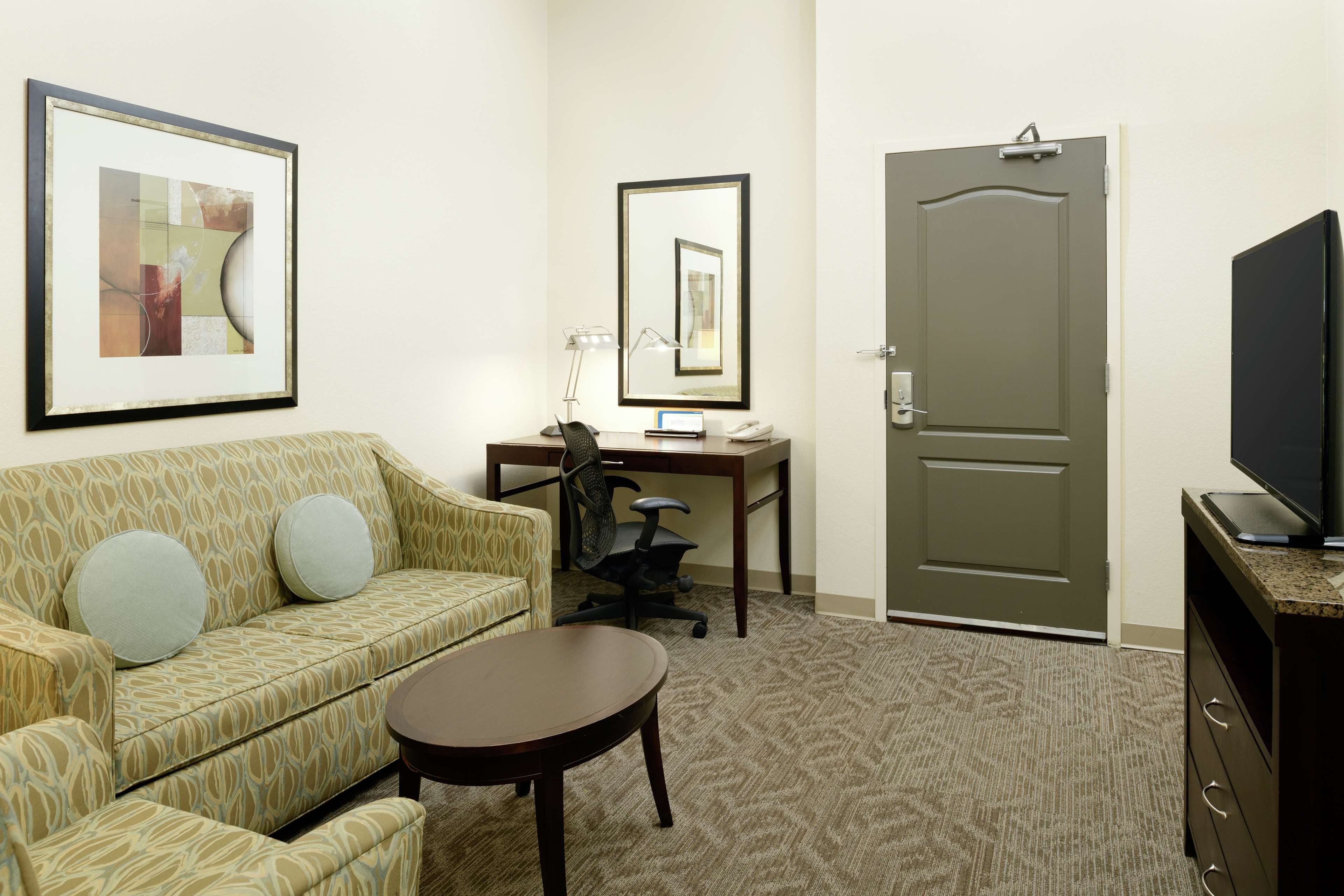Hilton Garden Inn Phoenix North Happy Valley - Tap to explore photos