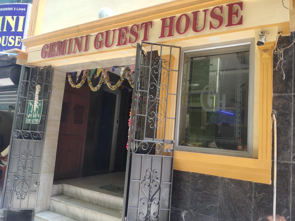 Gemini Guest House - Tap to explore photos