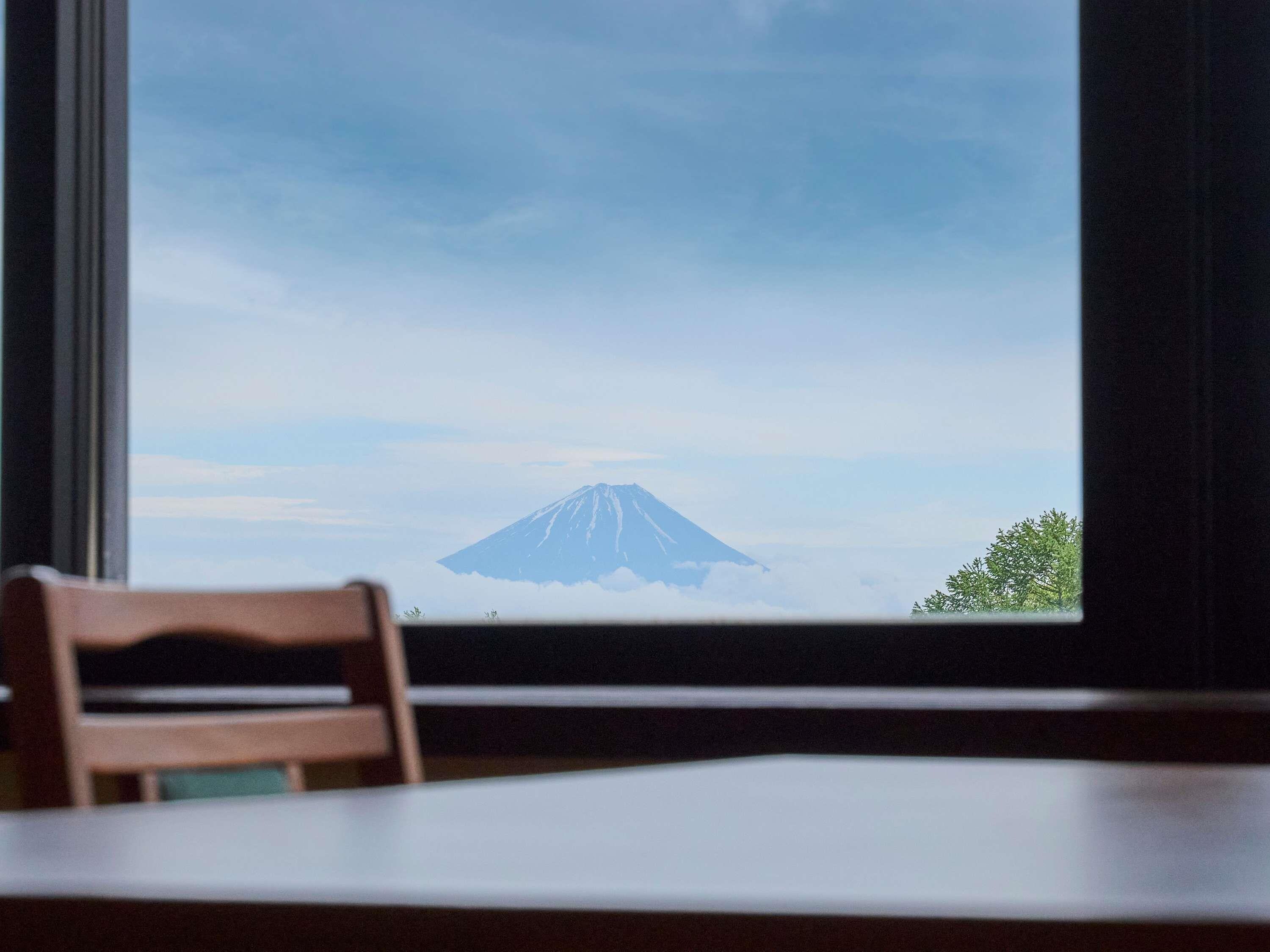 GRAND MERCURE YATSUGATAKE - Tap to explore photos