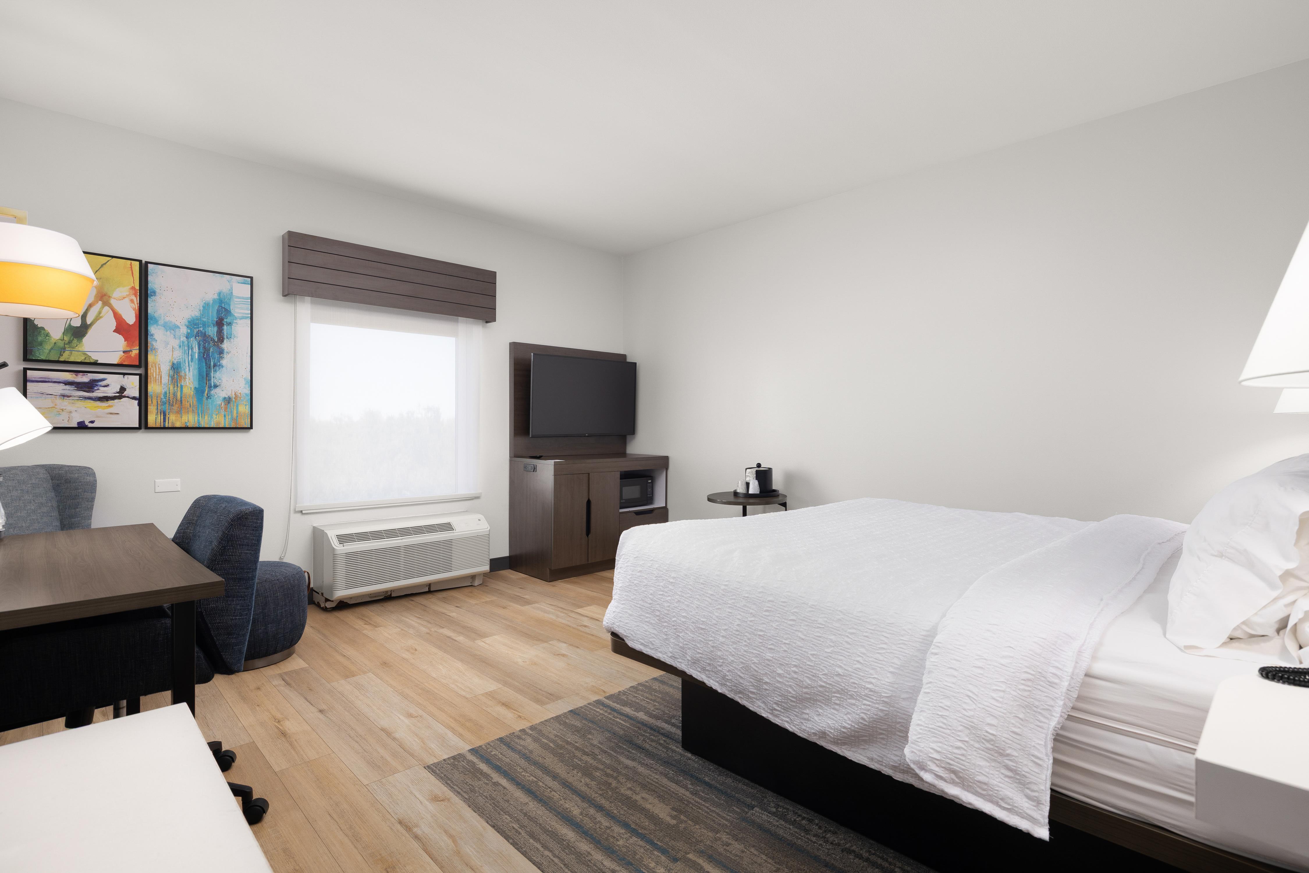 Hampton Inn & Suites by Hilton McAllen - Tap to explore photos