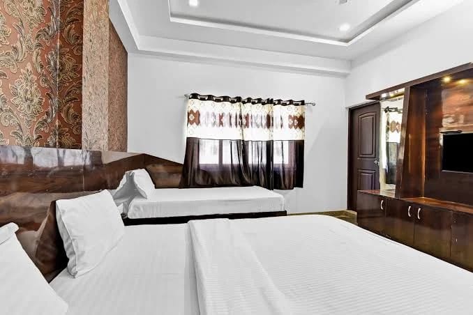 SHREE HANUMAN HOTEL - Tap to explore photos