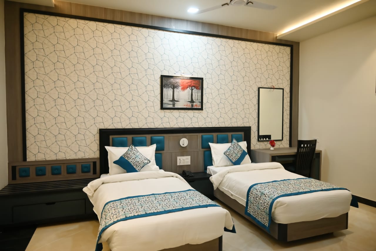 Hotel Satya Inn - Tap to explore photos