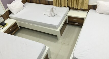Gem Palace Room Type - Economy Triple Non AC Room