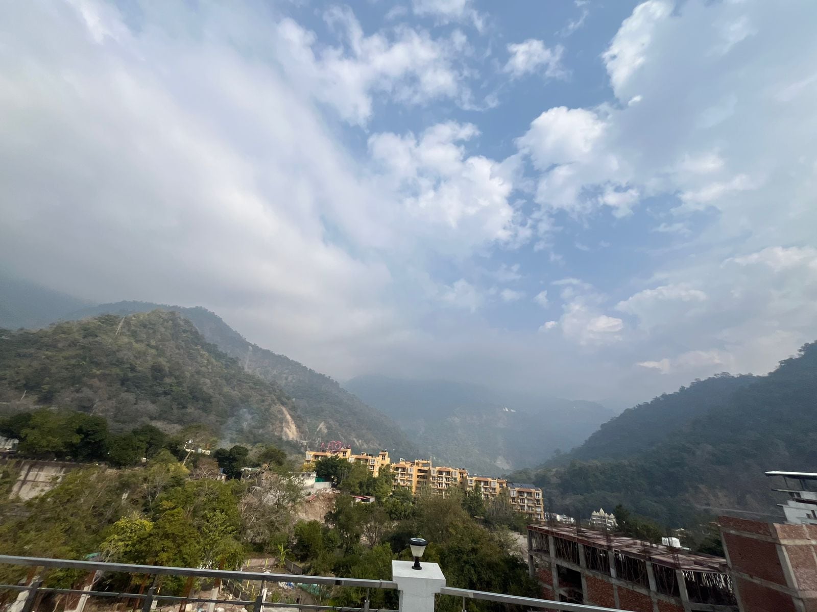 Hotel Gangetic Yoga Getaway - Tap to explore photos