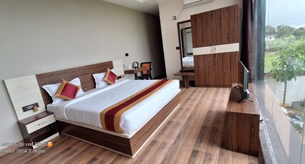 Narayana Greens Resort, Bodhgaya Room Type - DELUXE GARDEN VIEW ROOM