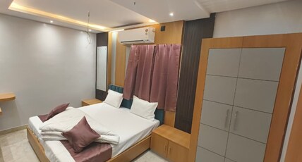 Hotel Shree Palace Room Type - Standard AC Room