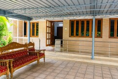 FEEL LIKE HOME -PANDURANGPURAM @Rk beach