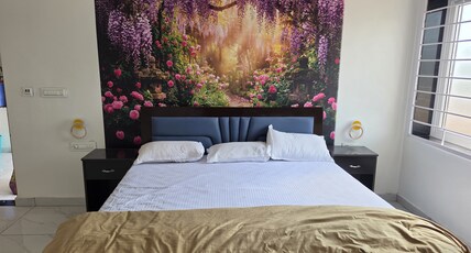 OYO Shrihans Rooms Room Type - Classic