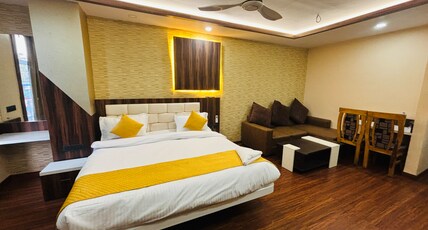 Hotel Kings Inn Room Type - Deluxe Room