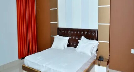 Lord Krishna Hotel & Restaurant Room Type - AC Deluxe