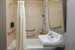 DoubleTree by Hilton West Palm Beach Airport