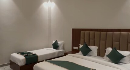HOTEL RATAN ELITE Room Type - Super Deluxe room